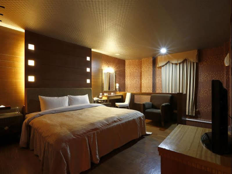 Hua Xiang Motel - Da Chang เกาสง ภายนอก รูปภาพ